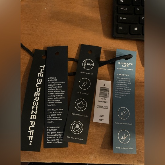 TNA Super puff Vest - Picture 2 of 8